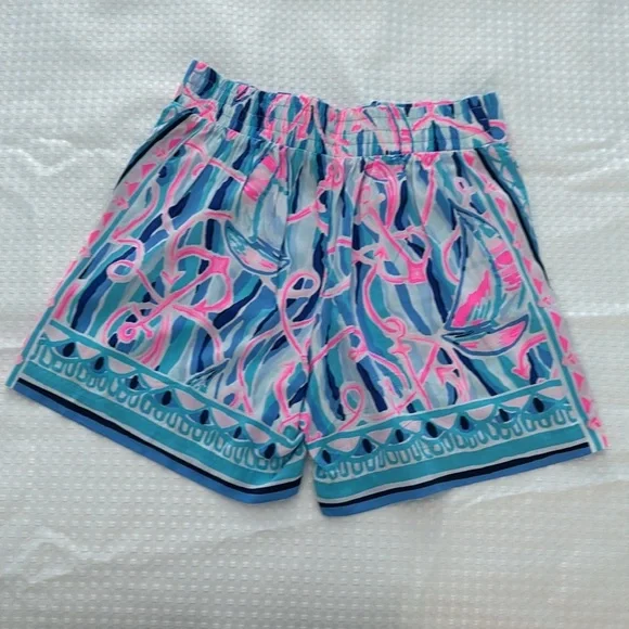 Lilly Pulitzer Neilah Shorts in Skim Blue Reel, XXS - Picture 2 of 9